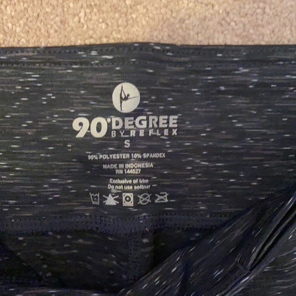 Workout pants - Picture 2 of 3